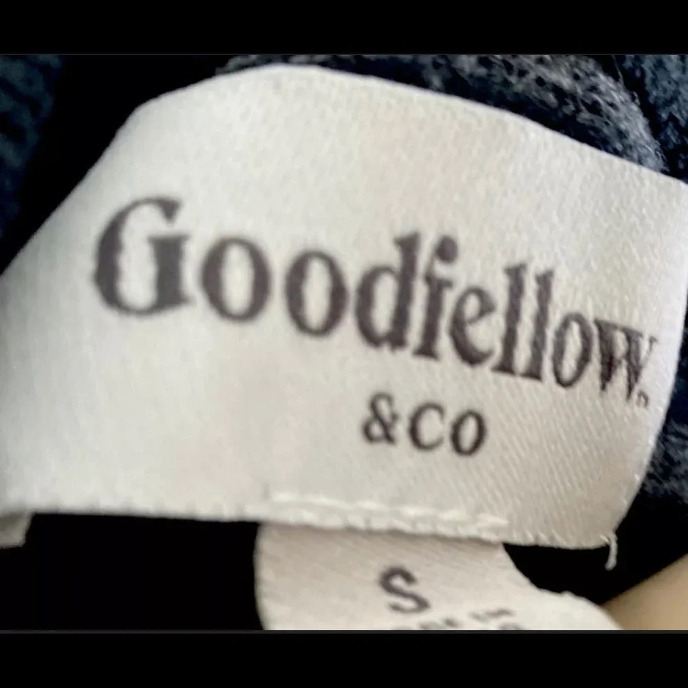 GoodFellow & Co. Black And Gray Striped‎ Sweater